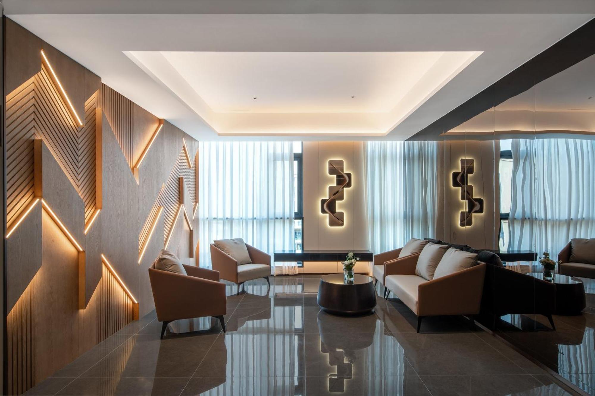Holiday Inn Express Chengdu Huanhuaxi By Ihg-Near Jinsha Site Musem,Near Wuhou Temple Museum,Welcome Drinks,Free Gym,Free Self-Service Laundry Exteriör bild
